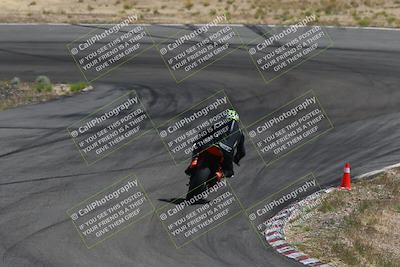 media/Apr-20-2025-AHRMA (Sun) [[393a79c373]]/Race/Group 10/Turn 4b/